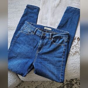 High rise guess skinny jeans